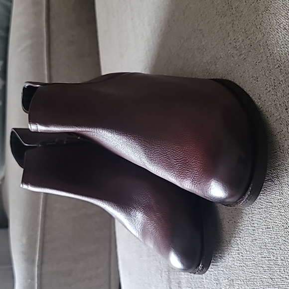 Clarks Booties - Picture 6 of 8